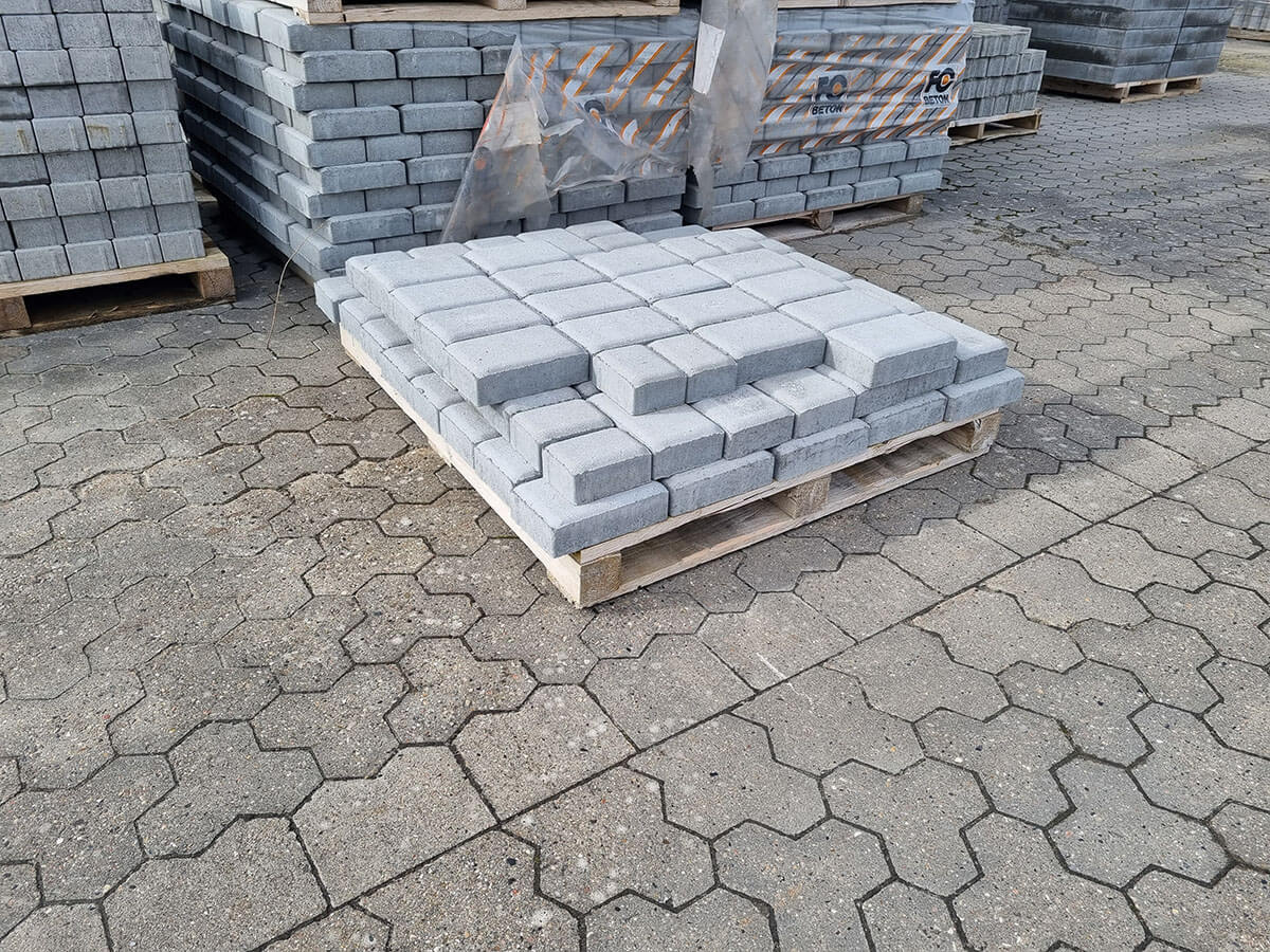 Karmona fra FC Beton
