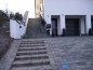 2 trapper med 2 forskellige grå belægningssten